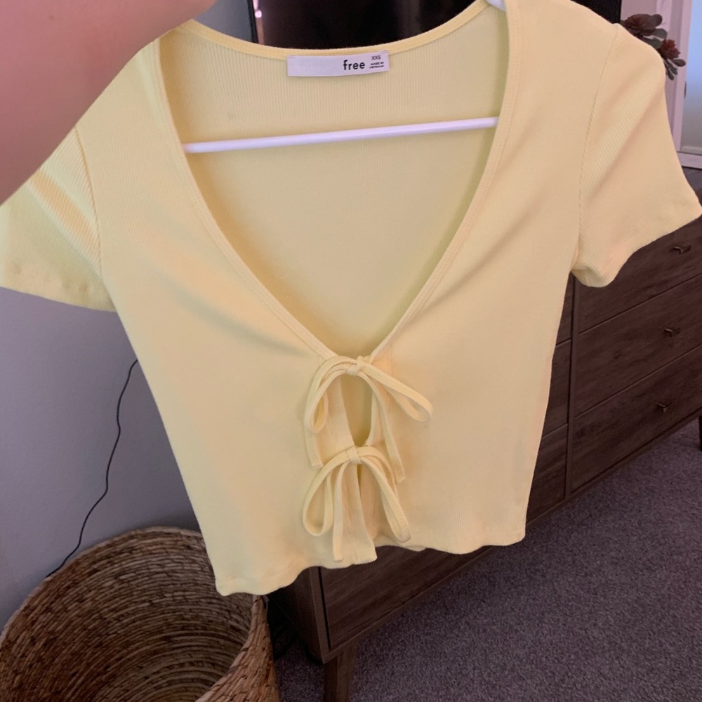 Aritzia Wilfred Free Only Tie-Front T-Shirt - Picture 1 of 6